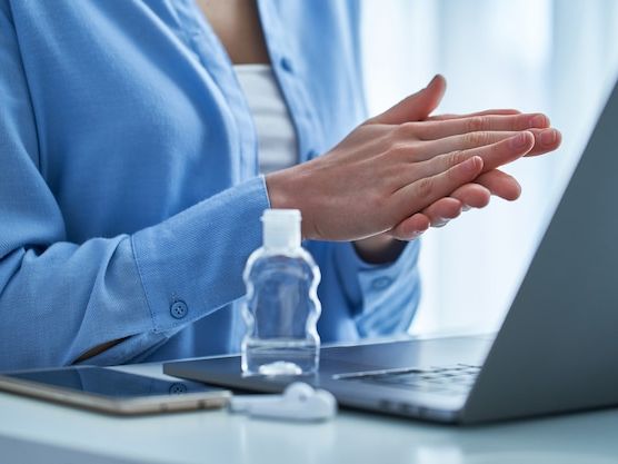 Korzyści zdrowotne płynące z kontaktu z naturą – jak las wpływa na ciało i umysł
